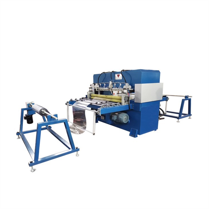 Plastic doos snijmachine